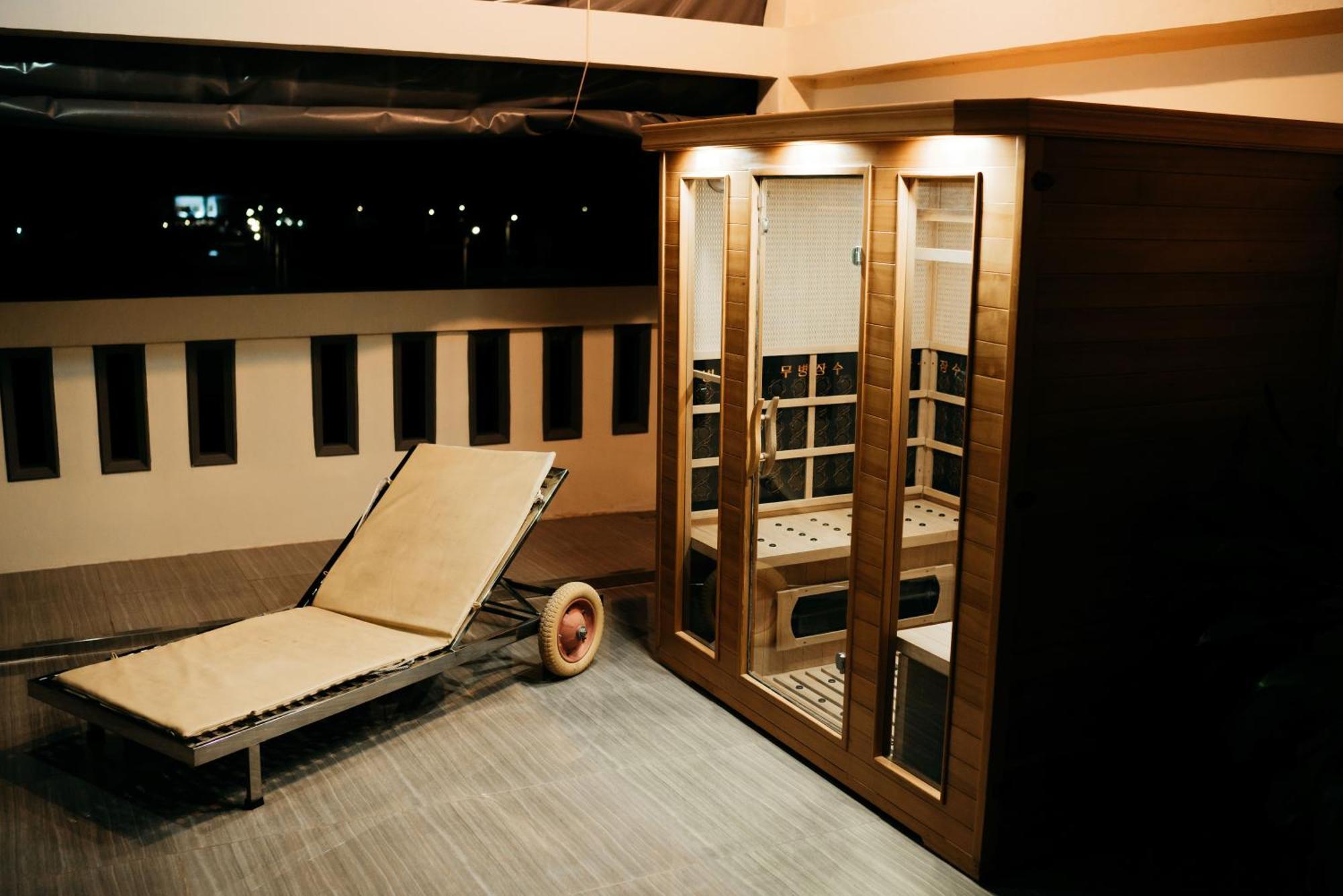 Canoe And Fishing , Free Pickup Villa Batam Exterior photo